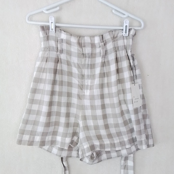 A New Day Linen Blend High Rise Paperbag Shorts Size Small Beige White Gingham - Picture 7 of 10